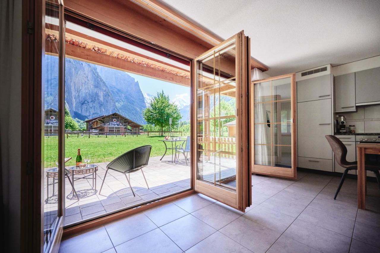 Apartment Trümmelbach, Comfortabl&Cozy, Private Terrace with best views Lauterbrunnen Exterior foto